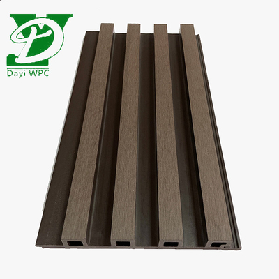Προσαρμόσιμη WPC Fluted Wall Panel Συνολική λύση για εξωτερικά έργα