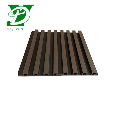 Προσαρμόσιμη WPC Fluted Wall Panel Συνολική λύση για εξωτερικά έργα
