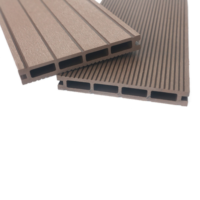 Ανθεκτικό χαμηλής συντήρησης WPC Decking Ιδανικό για εξωτερική διαβίωση Εύκολη εγκατάσταση